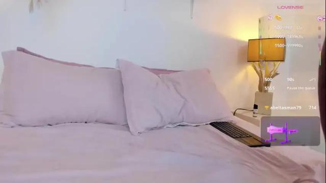 Image 3 of miaebony_ Stream on Chaturbate on 1 month ago