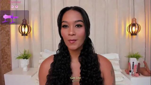 Image 2 of miaebony_ Stream on Chaturbate on 17 days ago