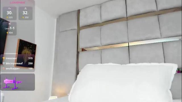 Image 10 of miaebony_ Stream on Chaturbate on 7 days ago