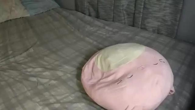 Image 7 of miaelizabethlove Stream on Chaturbate on 17 months ago