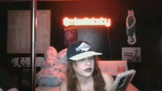 Image 7 of miaellababy Stream on Chaturbate on 2 months ago