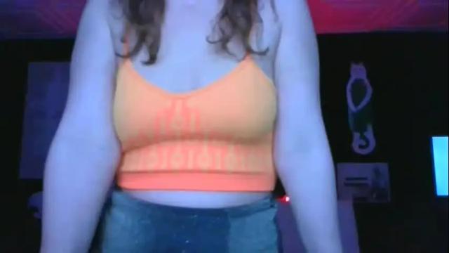 Image 11 of miaellababy Stream on Chaturbate on 2 months ago