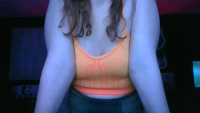 Image 12 of miaellababy Stream on Chaturbate on 2 months ago