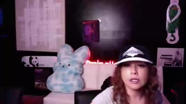 Image 12 of miaellababy Stream on Chaturbate on 1 month ago