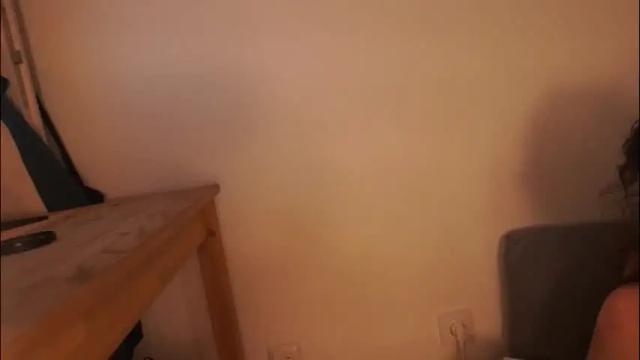 Image 4 of miafleur Stream on Chaturbate on 2 months ago