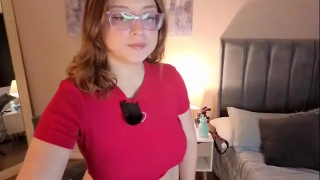 Image 2 of miafranklyn Stream on Chaturbate on 2 months ago