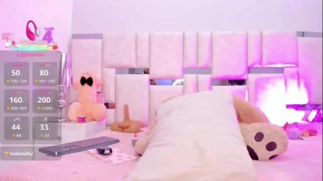 Image 2 of miagiorgia Stream on Chaturbate on 18 days ago