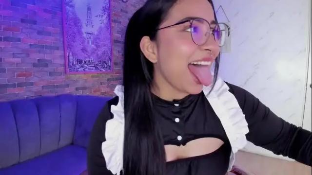 Image 11 of miah_b Stream on Chaturbate on 13 days ago