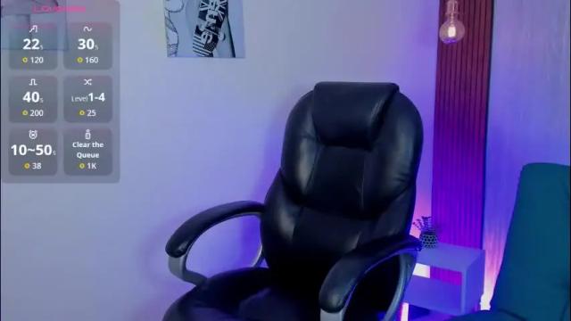 Image 2 of miah_connor Stream on Chaturbate on 2 months ago