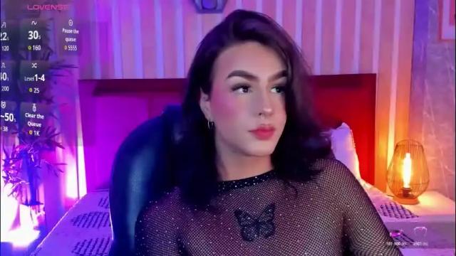 Image 3 of miah_connor Stream on Chaturbate on 15 days ago