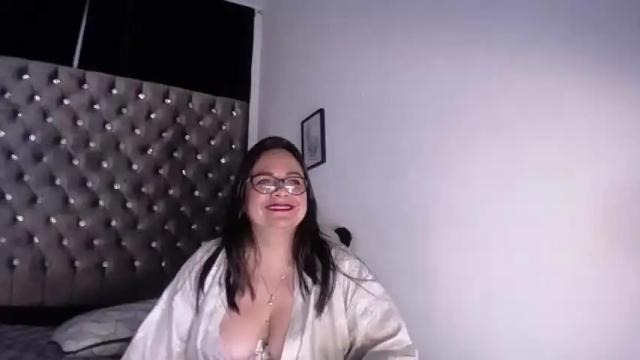 Image 4 of miahaarper Stream on Chaturbate on 15 months ago