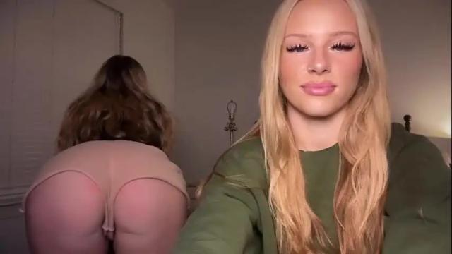 Image 3 of miaharperxox Stream on Chaturbate on 1 month ago