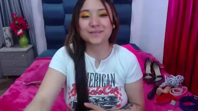 Image 10 of miaharvey_ Stream on Chaturbate on 20 months ago