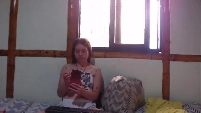 Image 4 of miahells Stream on Chaturbate on 20 days ago