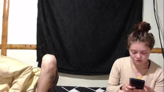 Image 7 of miahells Stream on Chaturbate on 1 month ago