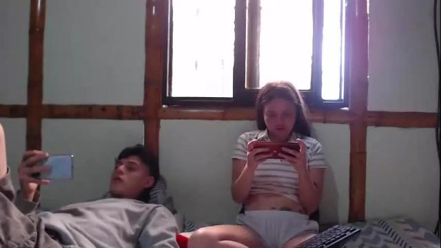 Image 3 of miahells Stream on Chaturbate on 23 days ago