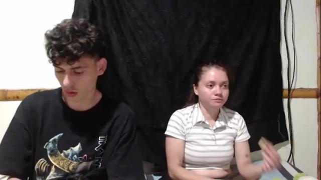 Image 3 of miahells Stream on Chaturbate on 17 days ago