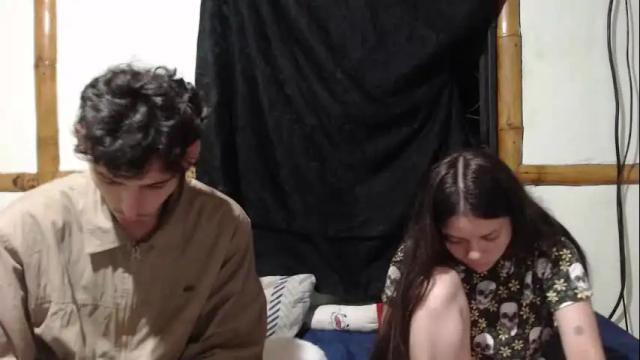 Image 3 of miahells Stream on Chaturbate on 13 days ago