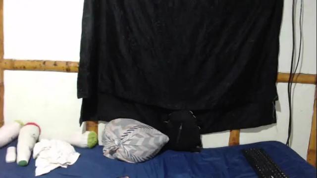Image 12 of miahells Stream on Chaturbate on 11 days ago
