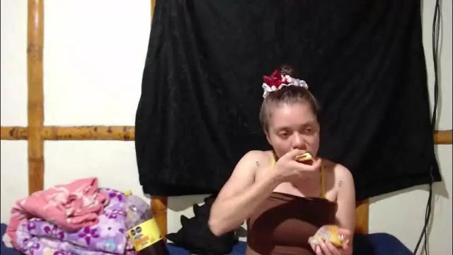 Image 3 of miahells Stream on Chaturbate on 2 months ago