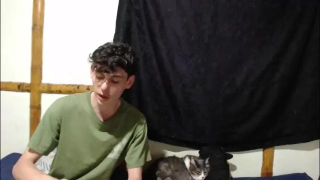 Image 3 of miahells Stream on Chaturbate on 2 months ago