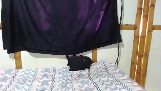 Image 11 of miahells Stream on Chaturbate on 1 month ago