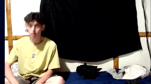 Image 7 of miahells Stream on Chaturbate on 1 month ago