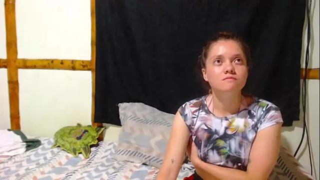 Image 10 of miahells Stream on Chaturbate on 1 month ago