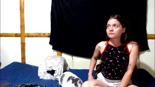 Image 4 of miahells Stream on Chaturbate on 5 days ago