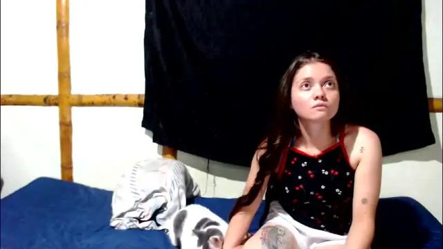 Image 7 of miahells Stream on Chaturbate on 5 days ago