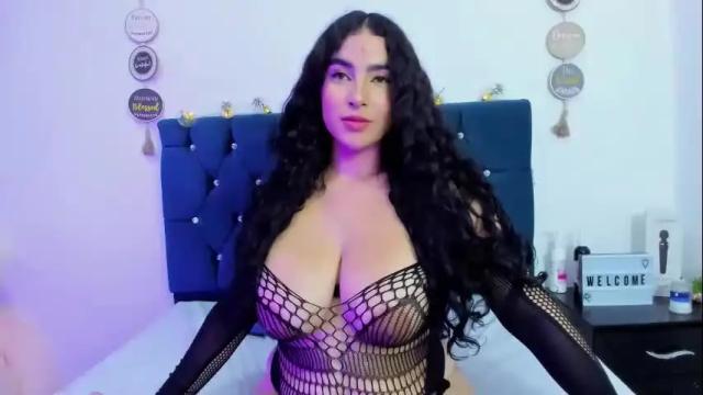 Image 12 of miahotboobs4 Stream on Chaturbate on 1 month ago