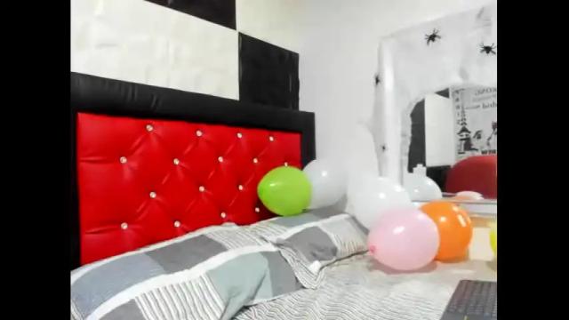 Thumbnail 2, miahsmith_02's Stream at Chaturbate, 24 months ago