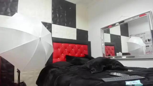 Thumbnail 1, miahsmith_02's Stream at Chaturbate, 24 months ago