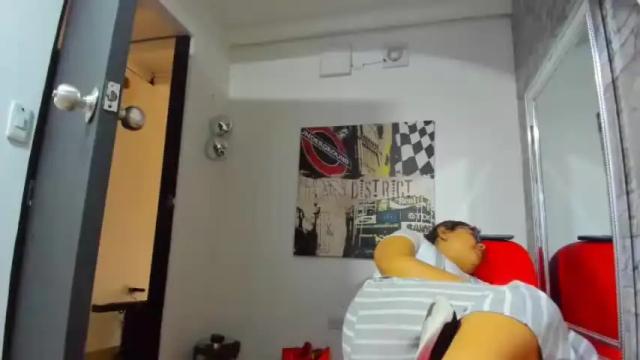 Image 10 of miahsmith_02 Stream on Chaturbate on 23 months ago