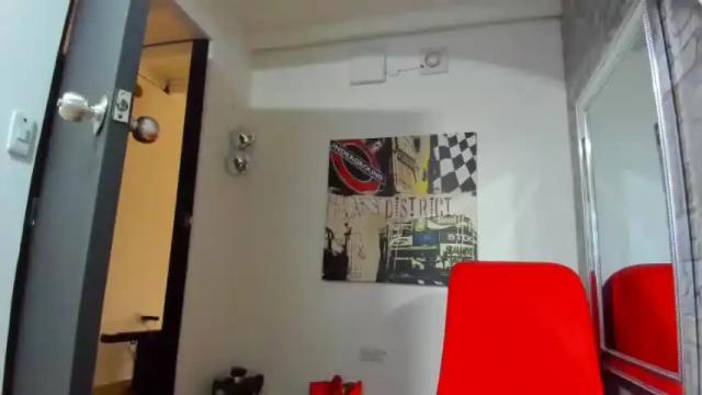 Image 8 of miahsmith_02 Stream on Chaturbate on 23 months ago