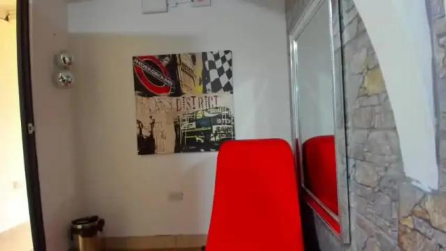 Image 2 of miahsmith_02 Stream on Chaturbate on 23 months ago
