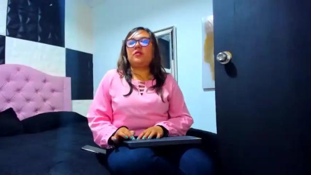 Image 6 of miahsmith_02 Stream on Chaturbate on 22 months ago