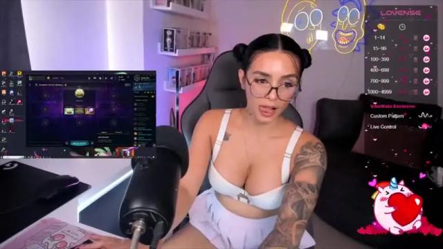 Image 11 of miaink Stream on Chaturbate on 15 months ago