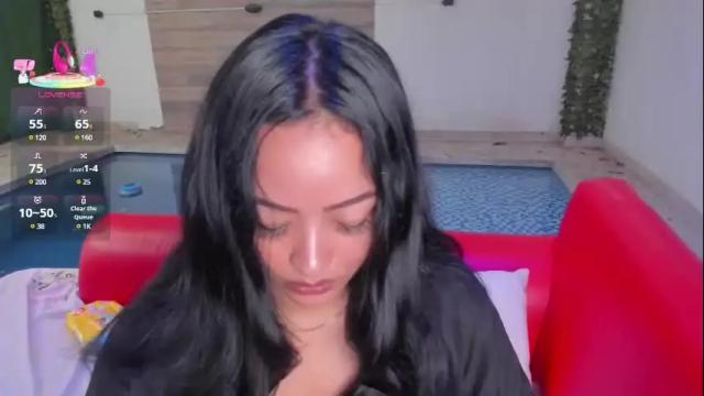 Image 4 of miajonsonn Stream on Chaturbate on 20 days ago