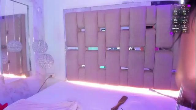 Image 2 of miajonsonn Stream on Chaturbate on 6 days ago