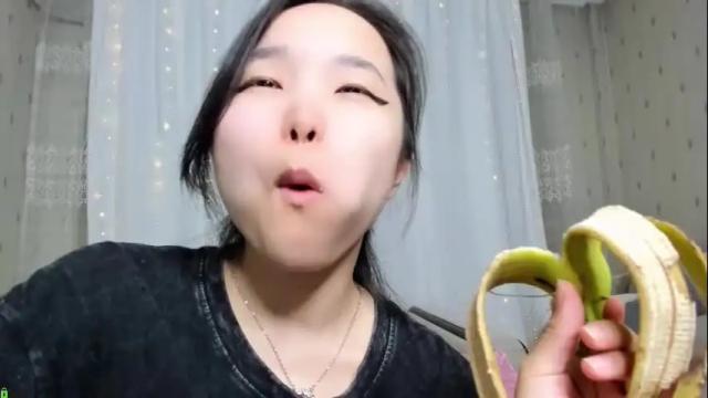 Image 4 of miak1ss Stream on Chaturbate on 1 month ago