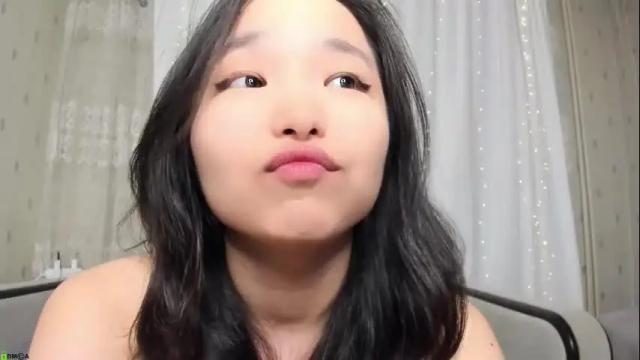 Image 3 of miak1ss Stream on Chaturbate on 17 days ago