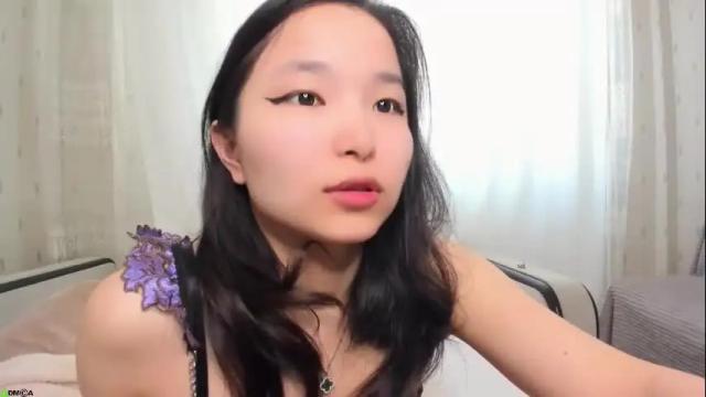 Image 3 of miak1ss Stream on Chaturbate on 3 months ago