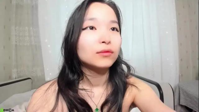 Image 10 of miak1ss Stream on Chaturbate on 3 months ago