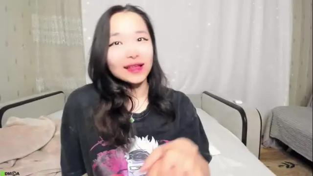 Image 3 of miak1ss Stream on Chaturbate on 3 months ago