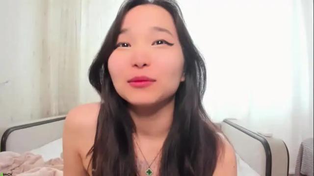 Image 2 of miak1ss Stream on Chaturbate on 3 months ago