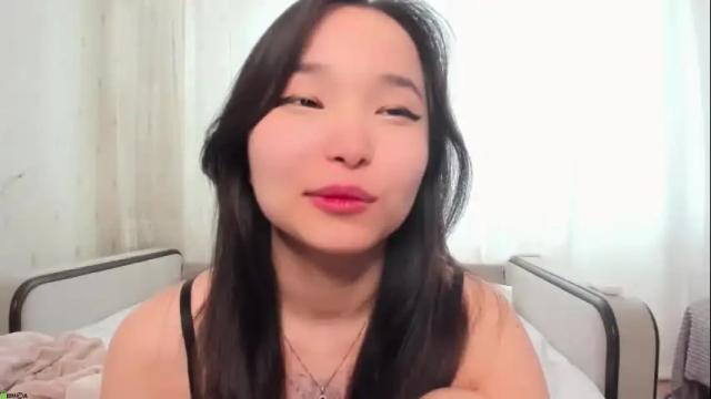 Image 4 of miak1ss Stream on Chaturbate on 3 months ago