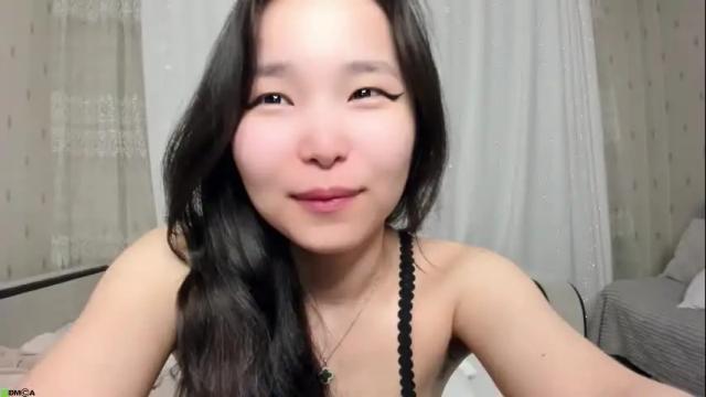 Image 7 of miak1ss Stream on Chaturbate on 2 months ago