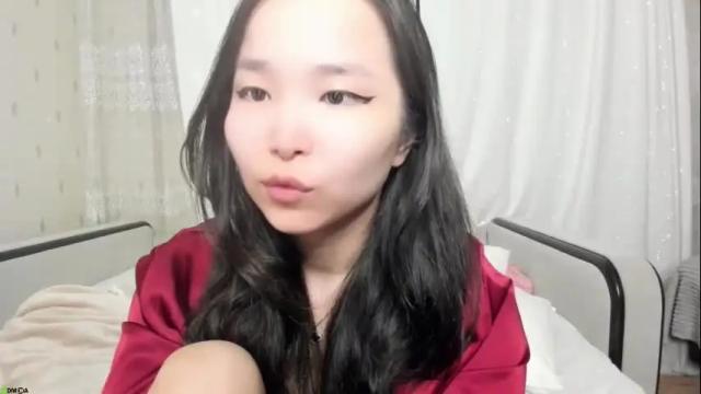 Image 8 of miak1ss Stream on Chaturbate on 2 months ago