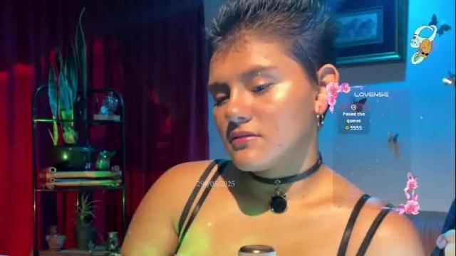 Image 10 of miak_moon777 Stream on Chaturbate on 1 month ago